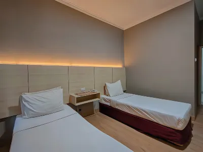 Hotel Tugu Indah Hotel dekat Taman Rw VII Ngaliyan Semarang