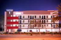 Hercor Hotel - Urban Boutique Hotels in Chula Vista