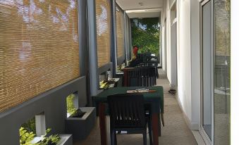 Lemazone Inn