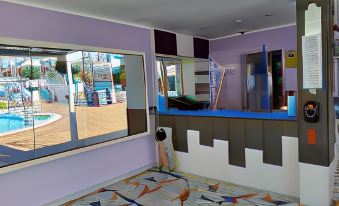 Atlantis Las Lomas