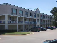 Motel 6 Raleigh, NC - North Hotels near Funguys Brewing