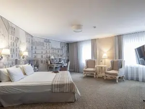 Renome Hotel
