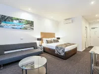 Belmercer Motel Hotels in Geelong