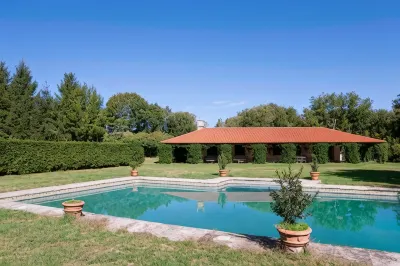 Pazo de Brandeso & Country Club Hotels in Dombodán