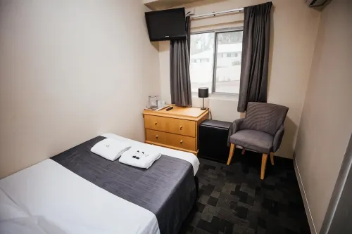 Shortland Budget Accommodation - 2-Star