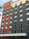 Holiday Inn Express & Suites Bronx - NYC Hotel in zona Cee & Cee Department Store