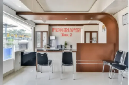 RedDoorz Near Palembang Airport 2