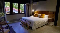 718 Rufino Petit Hotel