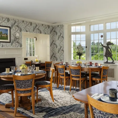 Devonfield Inn