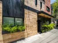 Uliv Roma Norte Hotels near Roma