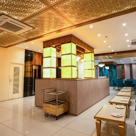 Acr Luxury Hotel