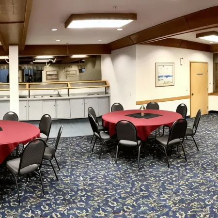 The Tillamook Inn
