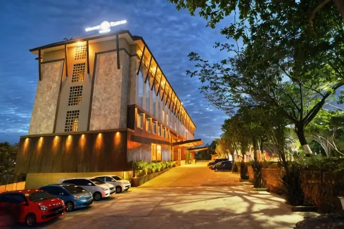 Grand Tjokro Hotel Balikpapan - parking