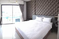The Nest Hotel Phichit Hotels near Phichit Provincial Museum