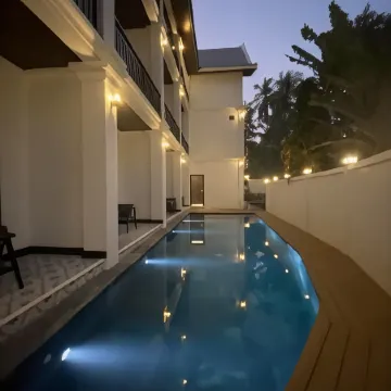 Dawn Boutique Luangprabang Hotel Отели рядом с достопримечательностью «Ват Ахам»