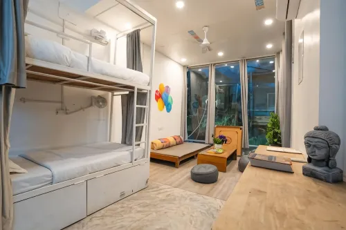 Chakrah by Hermitage Rishikesh