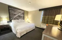 Super 8 by Wyndham St Charles Hotels in St. Charles County