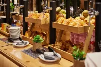 Hotel du Pin Nice Port - Desayuno