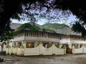 Neemrana's- Tower House
