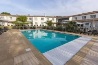Logis le Rabelais Hôtel- Restaurant - Spa - Pools