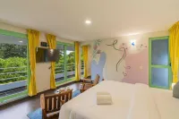 Zostel Pondicherry, Auroville Road Hotels in Bommayapalayam