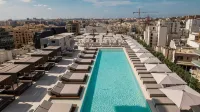 The Londoner Hotel St. Julian's - Rooftop Pools