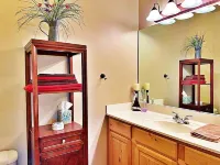 Gorgeous 2BR/2BA with Stunning Views and Great Location - Balkon