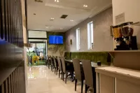 Garni Boutique Hotel Arta - breakfast
