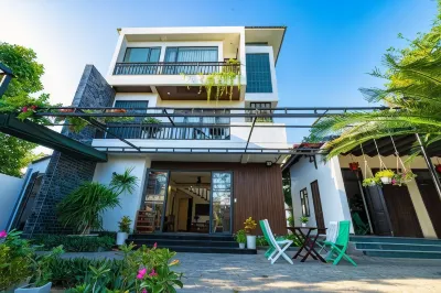 Golden Star Villa Hoi An Hotels in Cẩm Hà