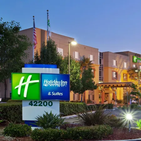 Holiday Inn Express & Suites FREMONT - MILPITAS CENTRAL by IHG