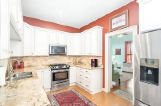 Downtown Blue Manor 1