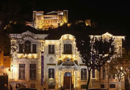 Residenza Dutzu - Aparthotel Leiria Отели рядом с достопримечательностью «Polytechnic of Leiria»