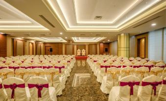 Hotel Pioneer Grand Palace