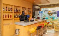 Golden Six Hotel and Restaurant