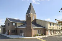 Days Inn by Wyndham Concordia Hotels in Freedom Township