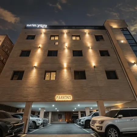 Hotel YAJA Namchuncheon
