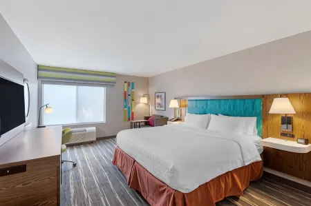 Hampton Inn Ft. Collins Отели рядом с достопримечательностью «Библиотека Каунсил Три»