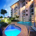 Mantra Hervey Bay - Rooftop Pools