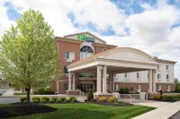 Holiday Inn Express & Suites MARION by IHG Hotels in Marion
