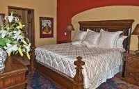 Escape To An Ocean Front Five Star Paradise : A 10 minute walk into Loreto