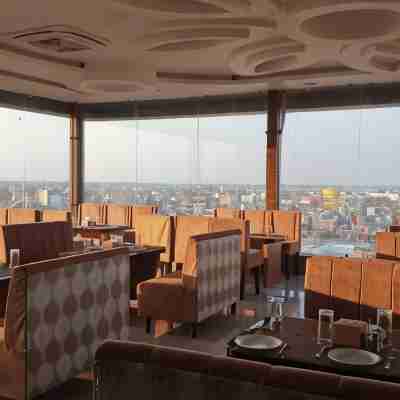 Anjani Suite Dining/Meeting Rooms