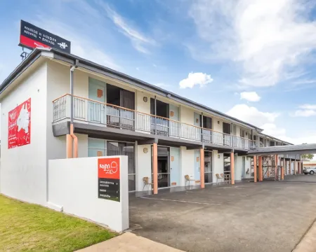 ไนท์แคป แอท ฮอร์ส แอนด์ จ๊อกกี้ โฮเทล วอร์วิก โรงแรมในวอริก