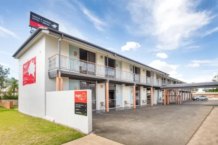 Nightcap at Horse and Jockey Hotel