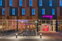 Moxy Copenhagen Sydhavnen Hotels near KPH / Copenhagen project house