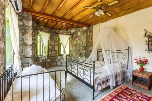 Otantik Tas Ev Hotel a Sarigerme Mahallesi