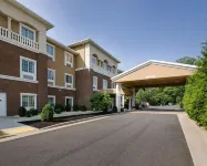 Comfort Inn & Suites Orange - Montpelier Hotels in Orange