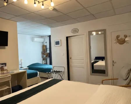 Hotel le Flore Hotels in Frejus