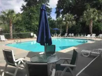 ~BEAUTIFUL HOME NESTLED IN THE PERFECT TOWN~ Hotels in Bluffton