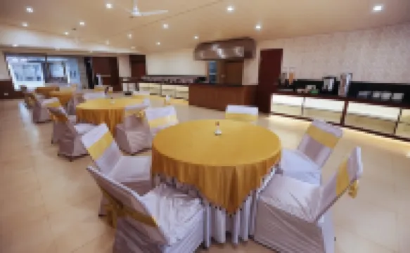 Hotel Vishnu Palace