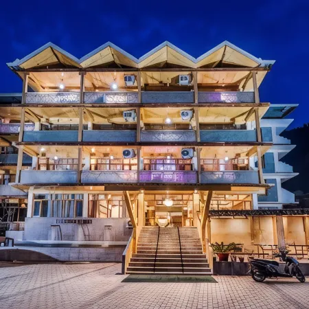 Hill River Resort by West Western